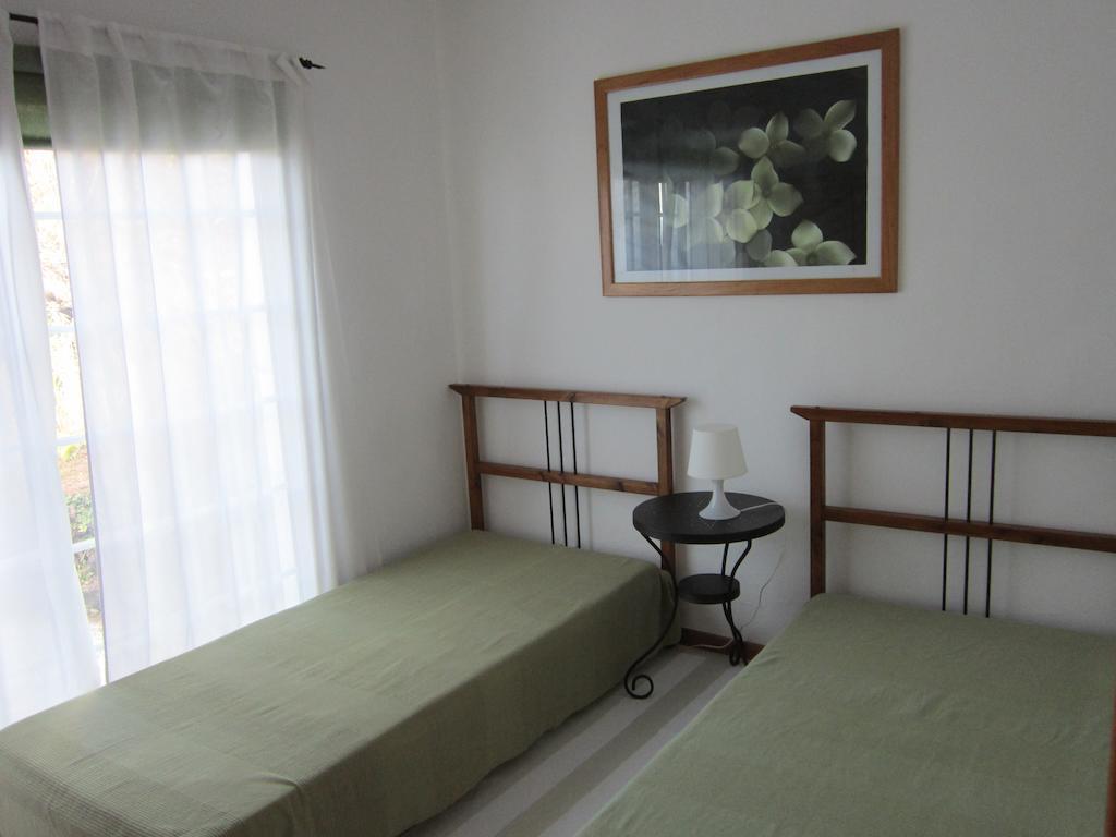 Villa Aldeia Da Encosta à Velas Chambre photo